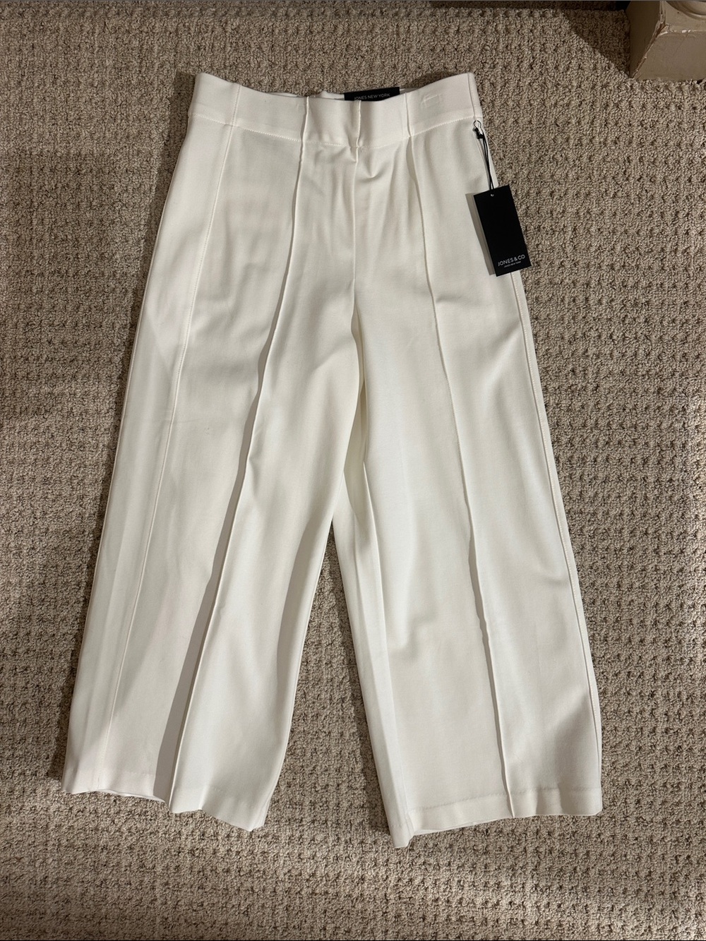Jones New York Cream Cropped Wide-Leg Pleated Trousers